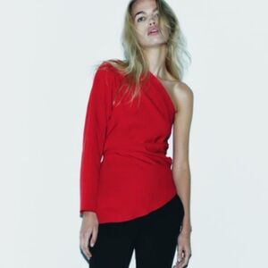 Zara Asymmetrical One-Shoulder Top  size M like new